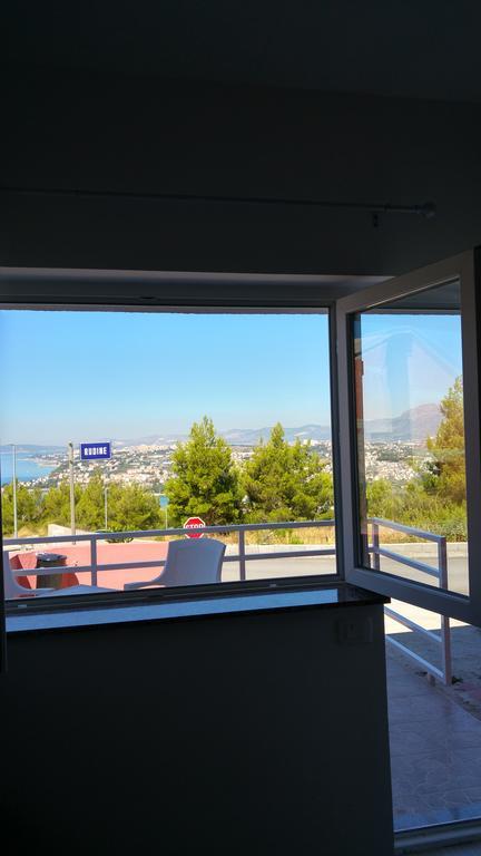 Apartment Perun Podstrana Esterno foto