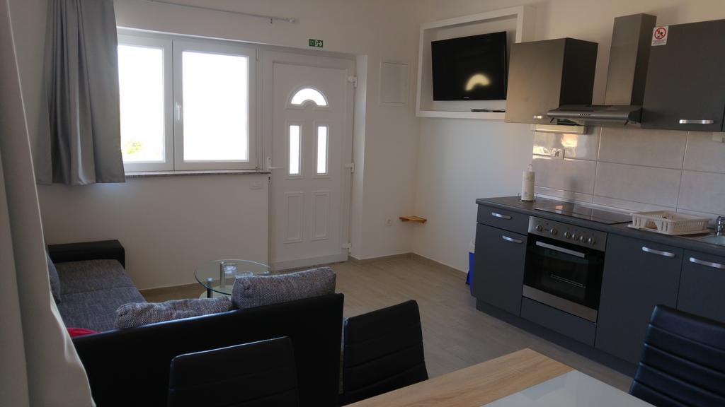 Apartment Perun Podstrana Esterno foto