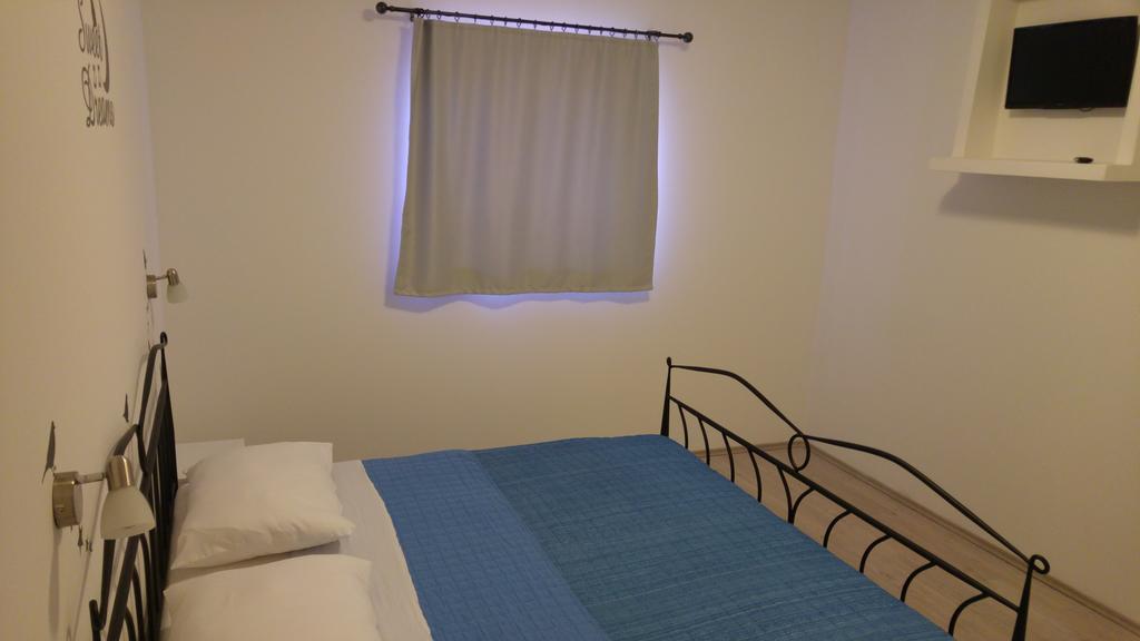 Apartment Perun Podstrana Esterno foto