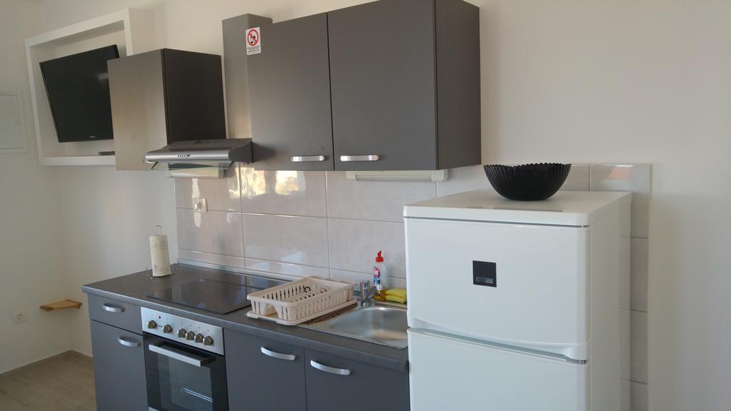 Apartment Perun Podstrana Esterno foto